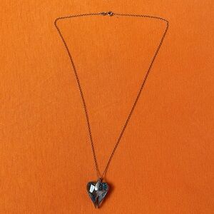 Elegant Blue Heart Pendant Silver Necklace 18”5L Used Netherlands